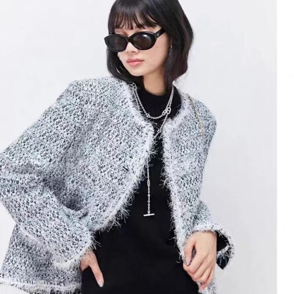 Multilayer Luxury Silver Necklace - Picture 10 of 11